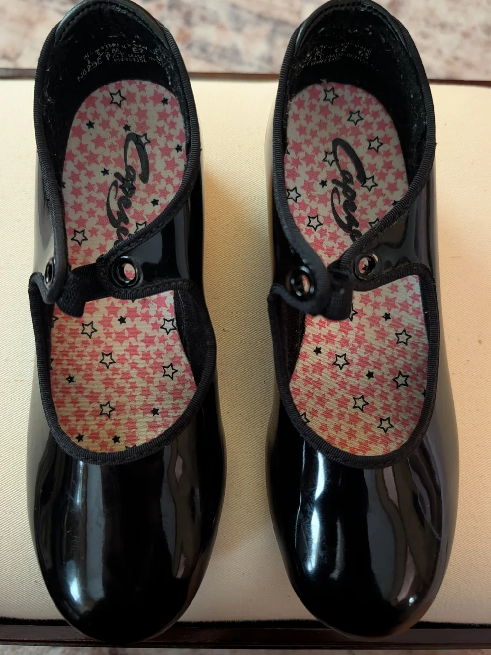 Capezio Black Tele Tone Tap Shoes, Size 1.5